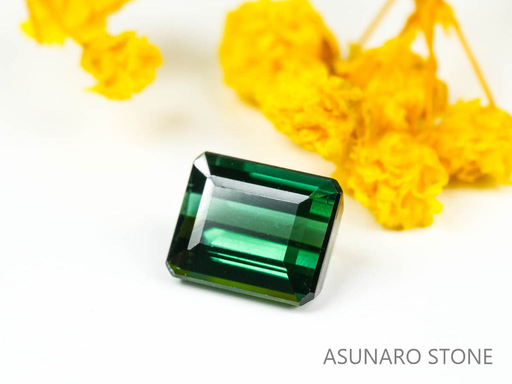 グリーントルマリン 　エメラルドカット 　アフガニスタン産  1.85ct　【220627-745】