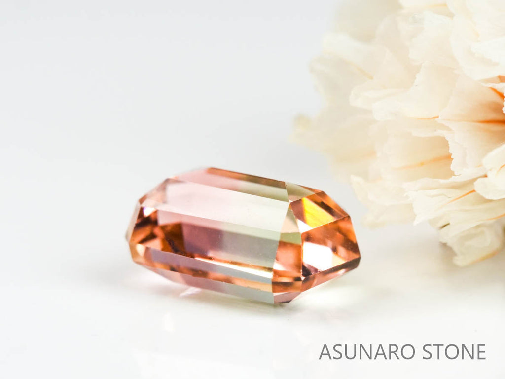 バイカラートルマリン　エメラルドカット　ルワンダ産　　2.35ct【220804-759】