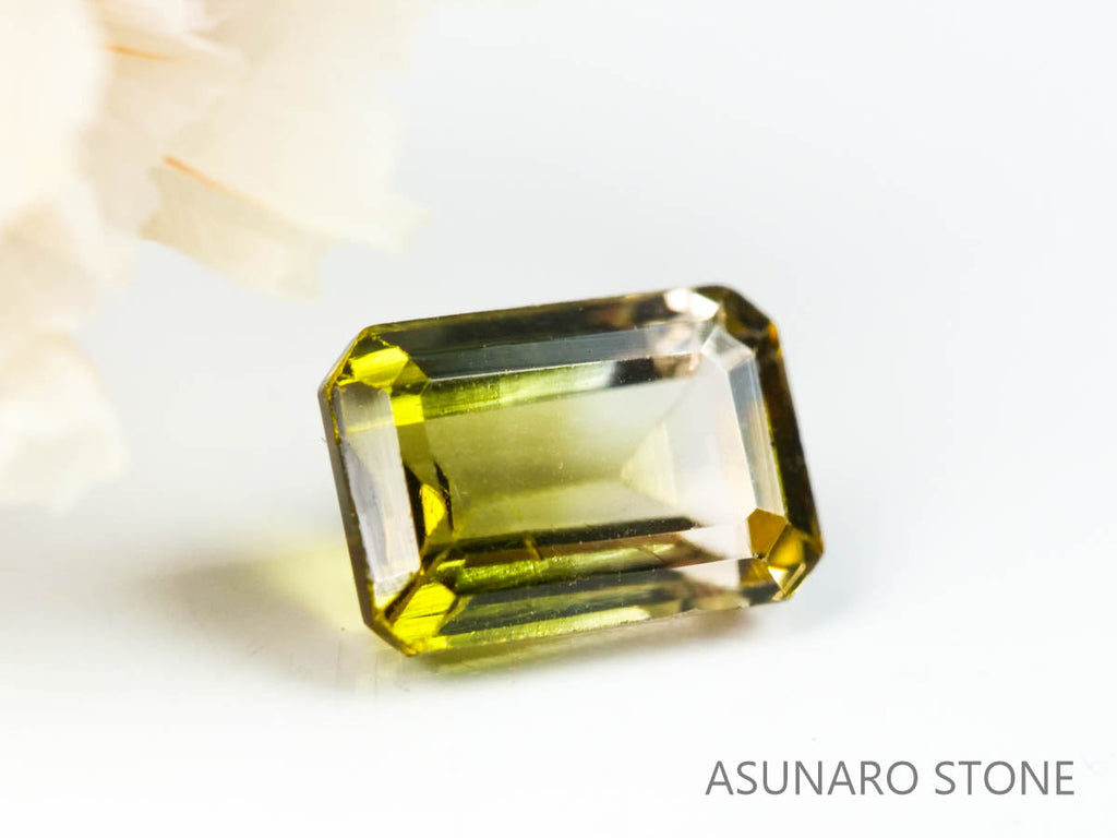 バイカラートルマリン　エメラルドカット　ルワンダ産　　0.61ct【220804-760】