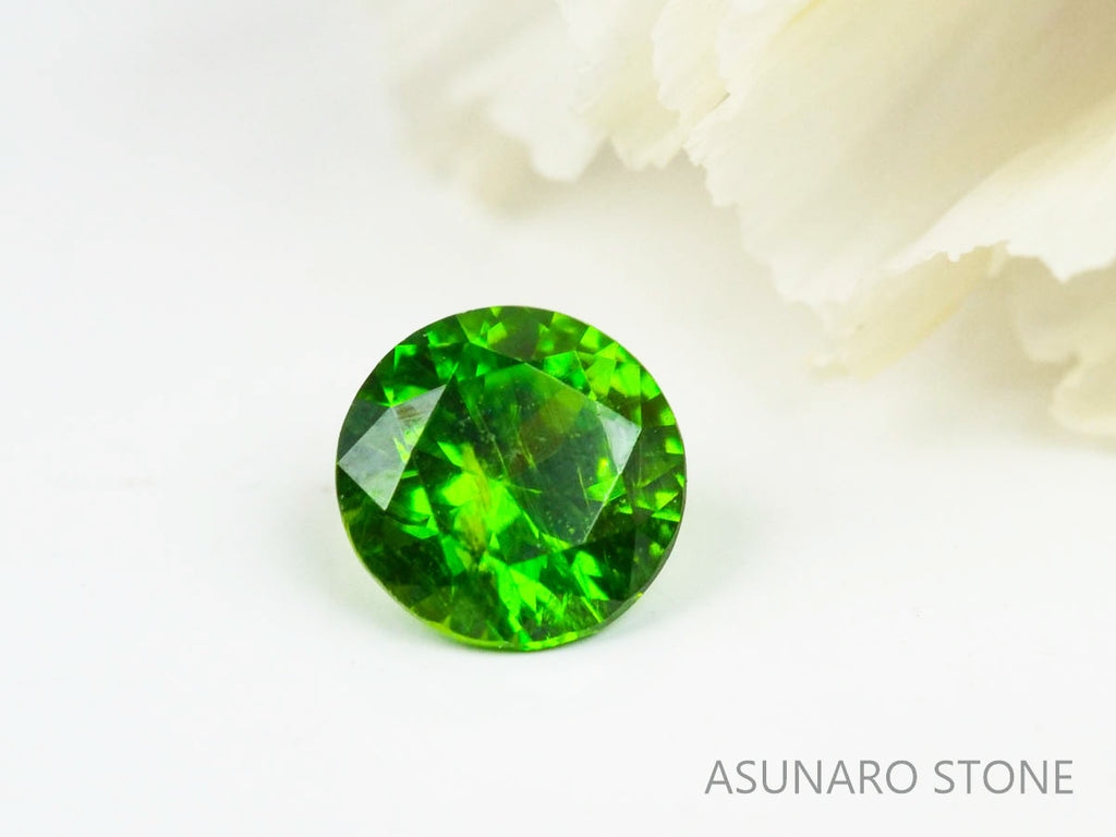 デマントイドガーネット ラウンドカット　ロシア産  0.13ct【220621-242】