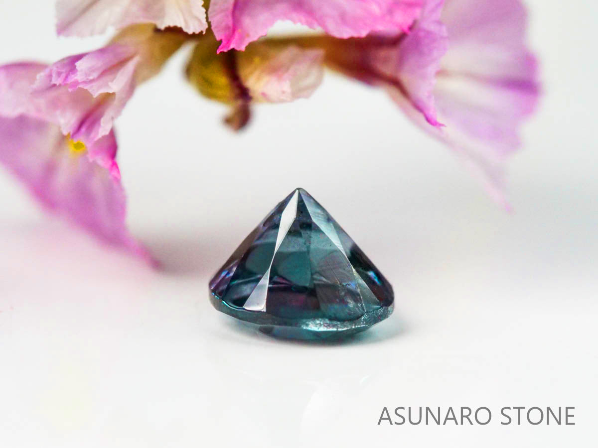 ベキリーブルーガーネット　ラウンドカット　 マダガスカル産　0.32ct　【220621-459】