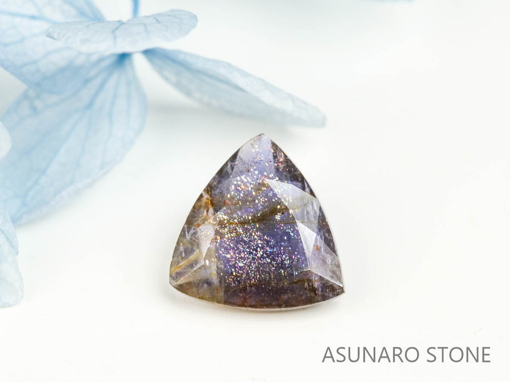 ブラッドショットアイオライト　トリリアントカット 　インド産　　1.82ct【220728-990】