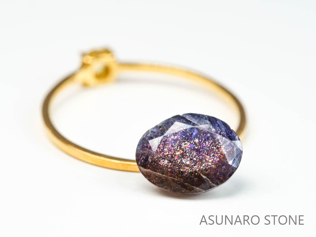 ブラッドショットアイオライト オーバルカット インド産 1.57ct
