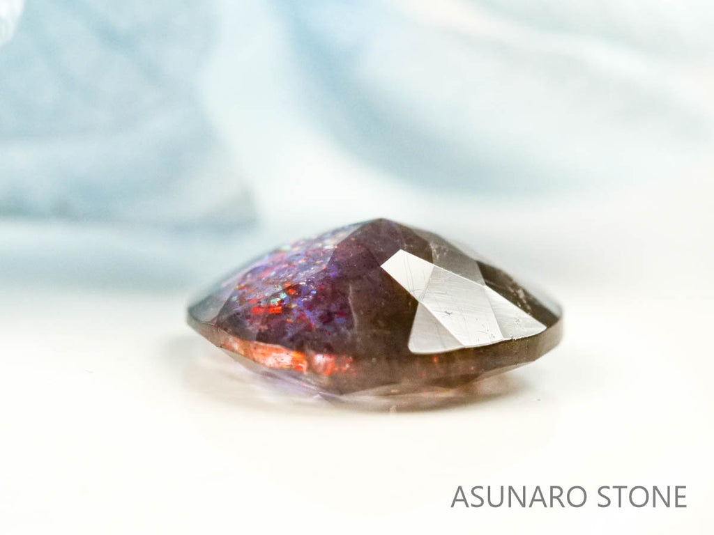 ブラッドショットアイオライト　マロンカット 　インド産　　1.52ct【220728-997】