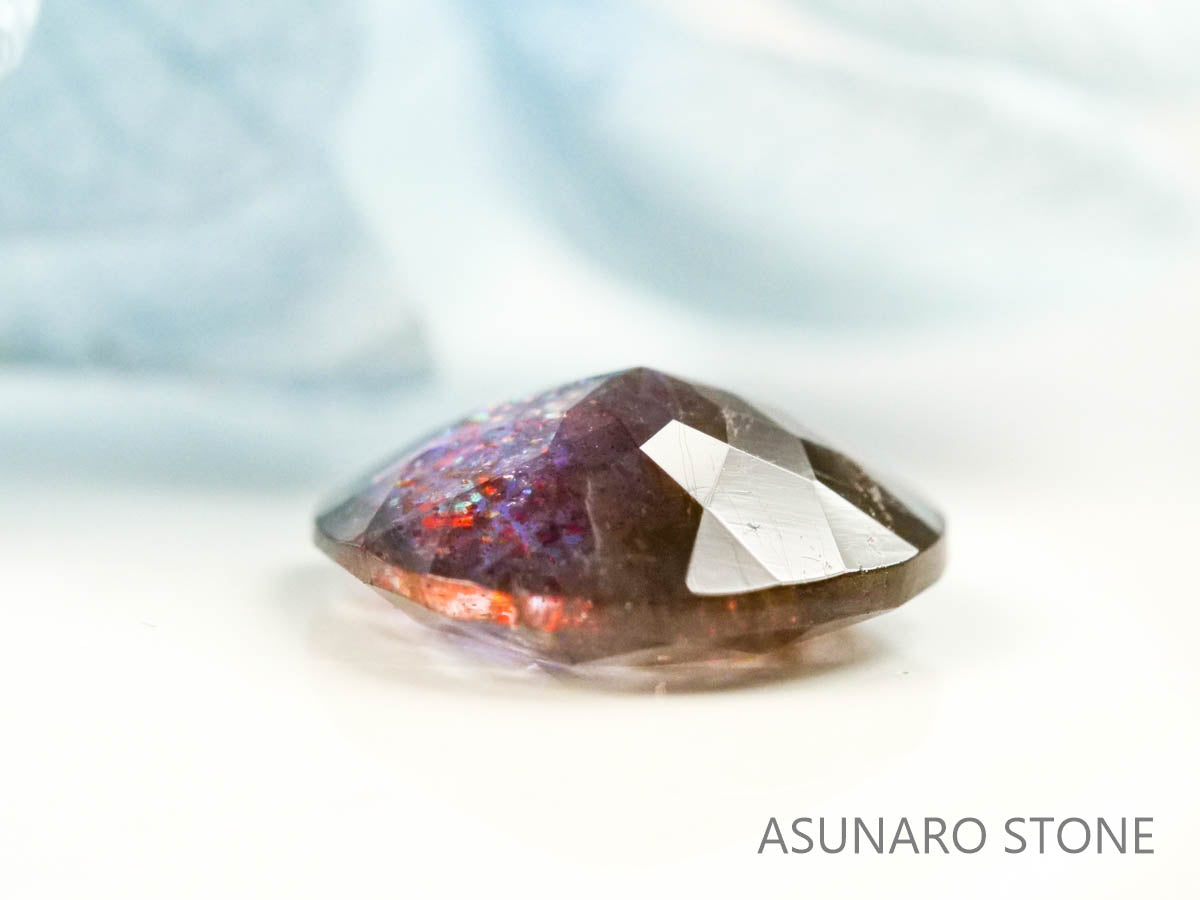 ブラッドショットアイオライト　マロンカット 　インド産　　1.52ct【220728-997】