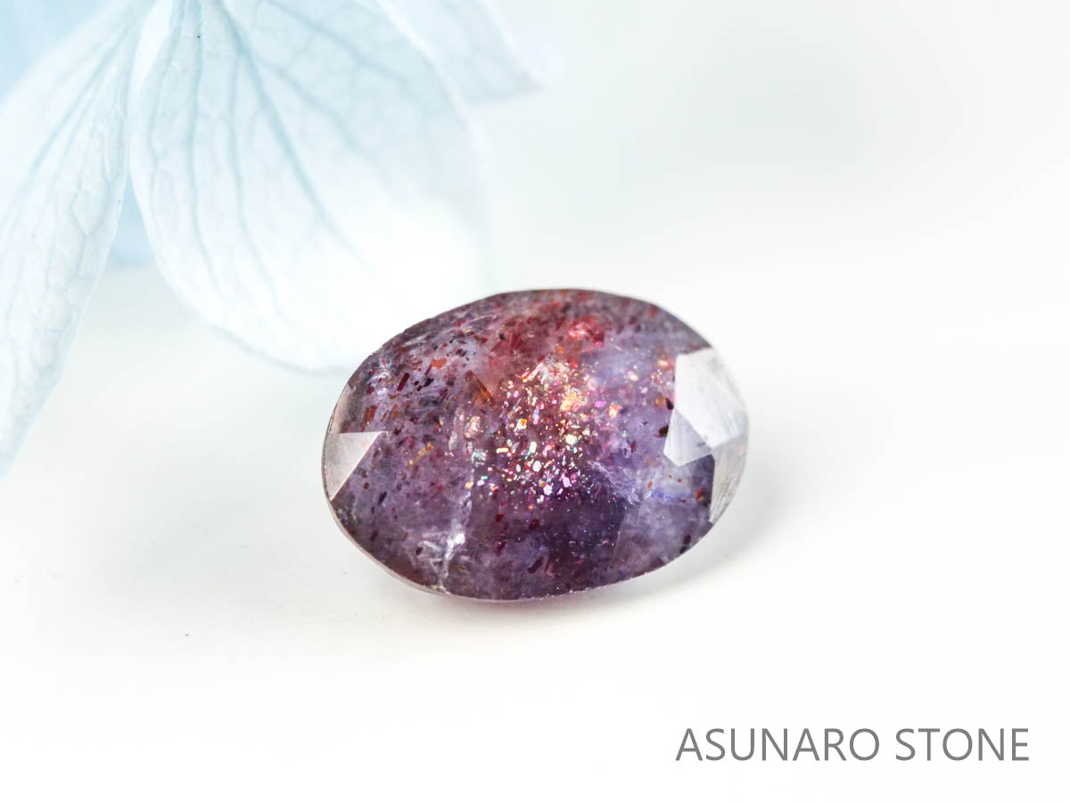 ブラッドショットアイオライト　オーバルカット 　インド産　　0.67ct【220728-998】