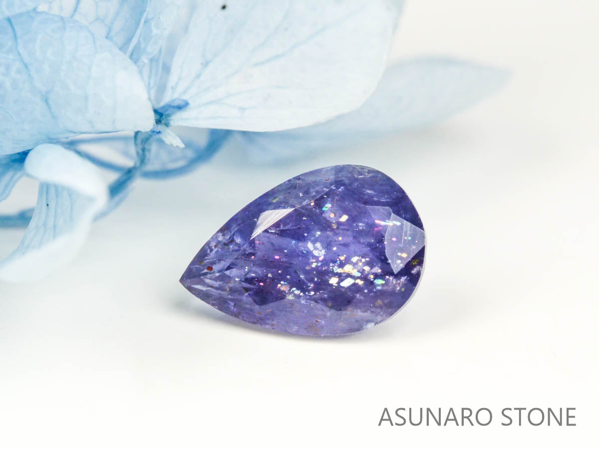 ブラッドショットアイオライト　ペアシェイプ 　インド産　　1.33ct【220728-1002】