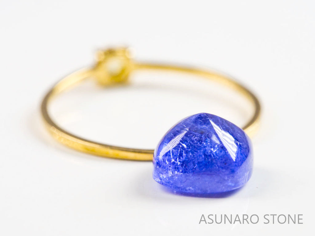 タンザナイト  シュガーローフカット　タンザニア産　　2.91ct【220803-1004】