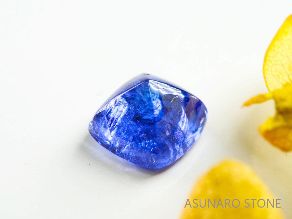タンザナイト  シュガーローフカット　タンザニア産　　3.35ct【220803-1005】