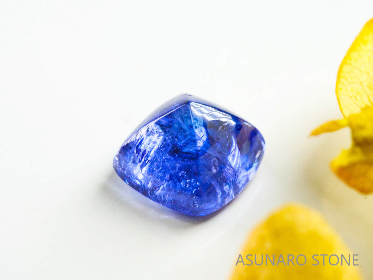 タンザナイト  シュガーローフカット　タンザニア産　　3.35ct【220803-1005】