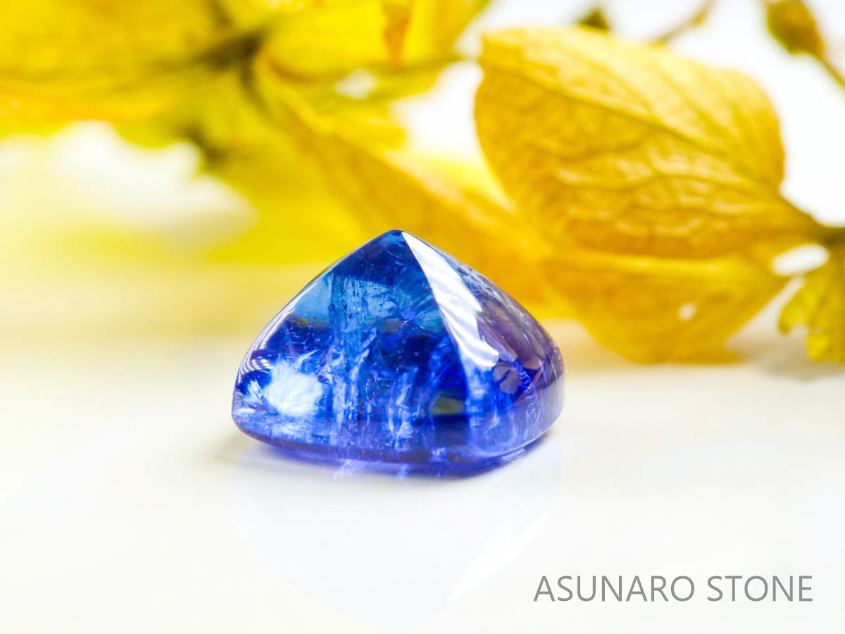 タンザナイト  シュガーローフカット　タンザニア産　　3.35ct【220803-1005】