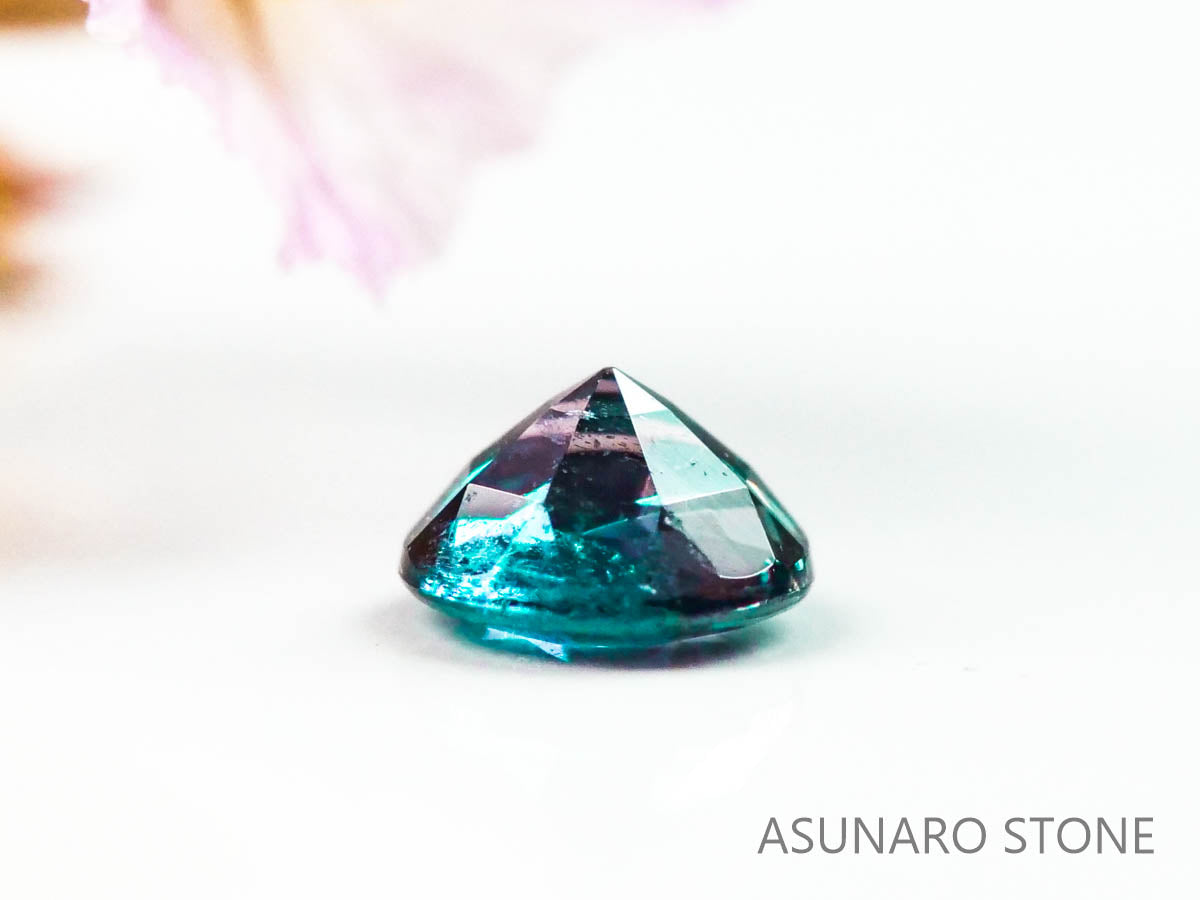 アレキサンドライト　ラウンドカット　 ブラジル産　0.09ct【220801-1010】