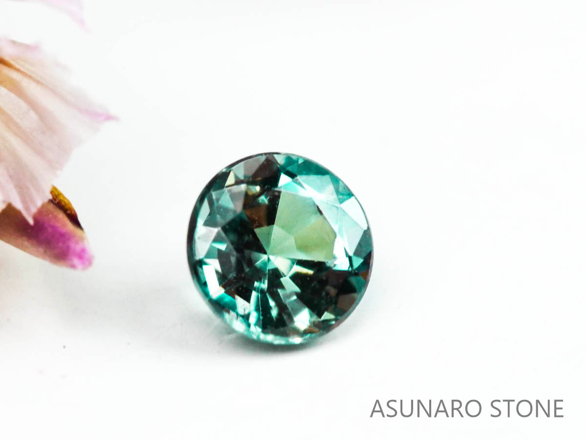 アレキサンドライト　ラウンドカット　 ブラジル産　0.15ct【220801-1014】