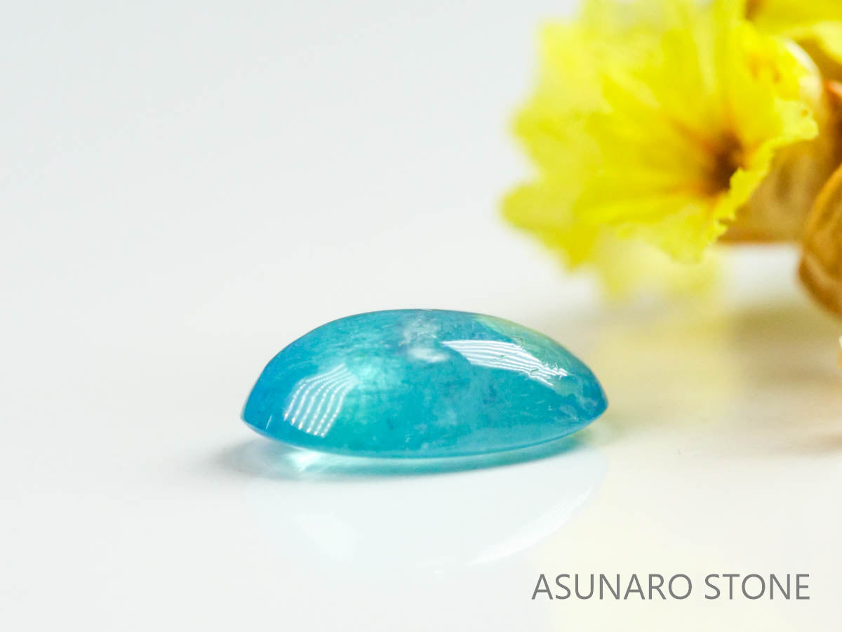 パライバトルマリン　カボション　ブラジル産　0.37ct   【220727-1025】