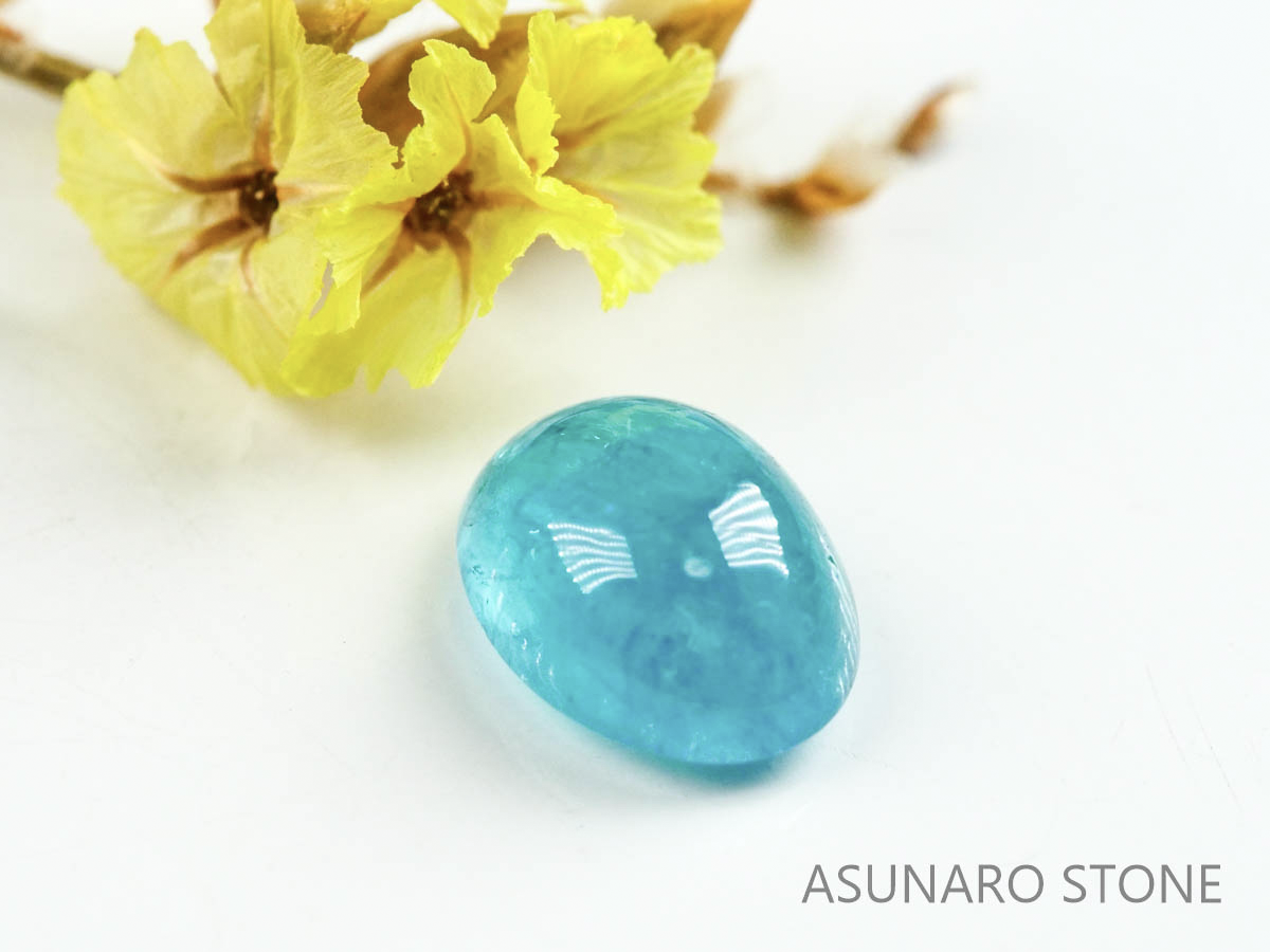 パライバトルマリン　カボション　ブラジル産　0.82ct   【220727-1035】