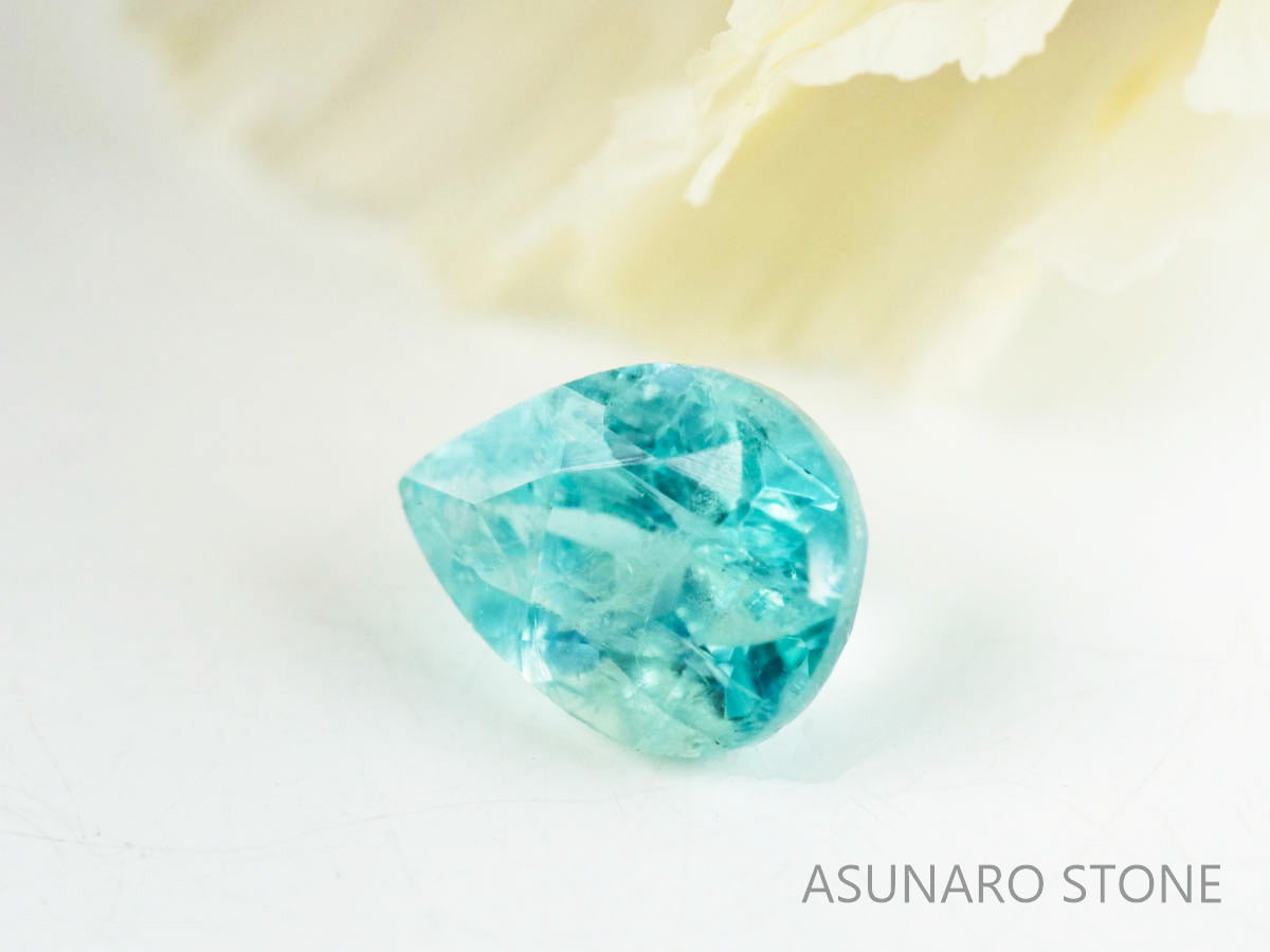 グランディディエライト　ペアシェイプ　 マダガスカル産　0.19ct　【220810-1046】