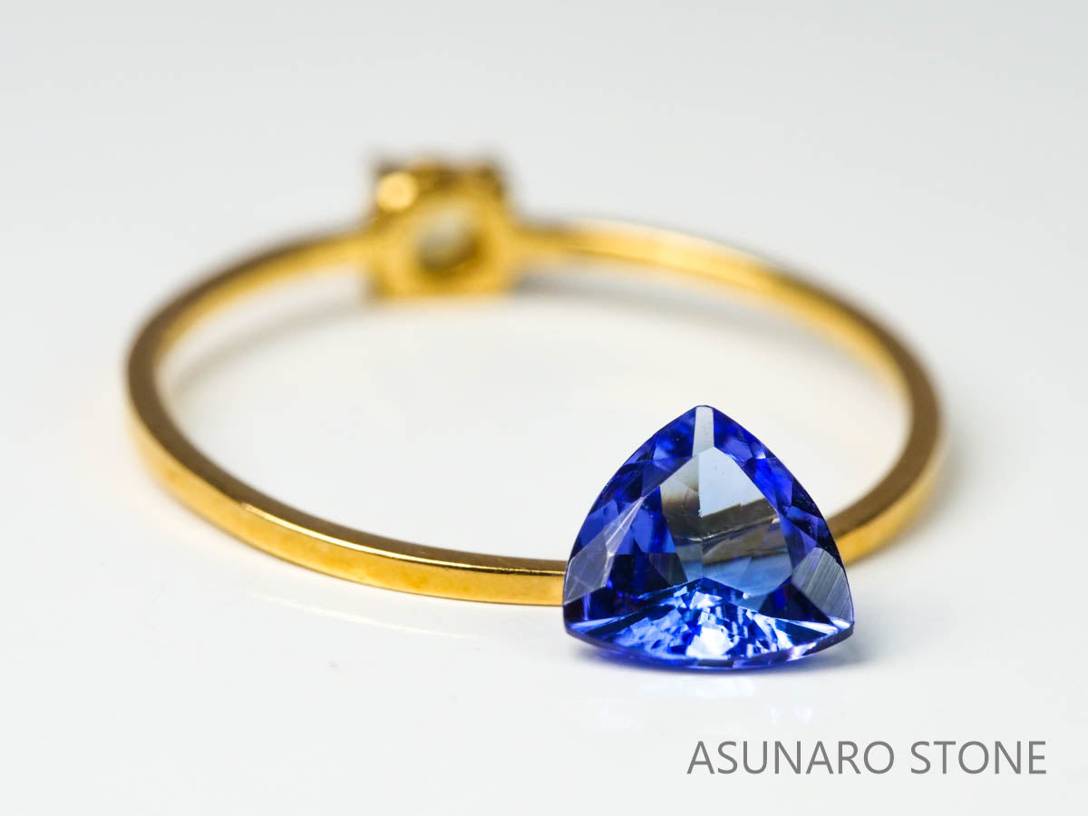 タンザナイト トリリアントカット タンザニア産 0.67ct【220818-1069