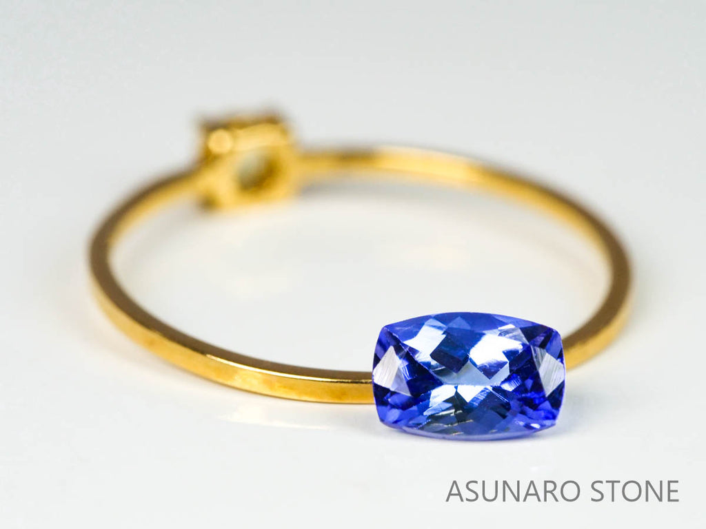 タンザナイト  クッションカット　タンザニア産　　0.60ct【220818-1071】