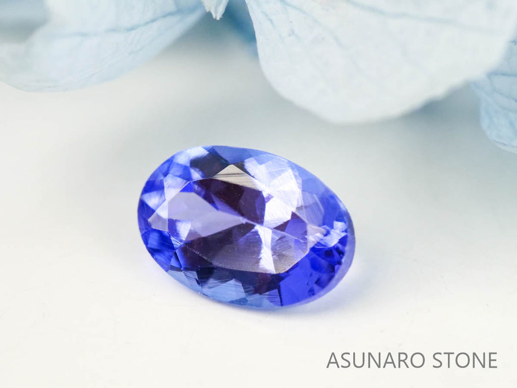 タンザナイト  オーバルカット　タンザニア産　　0.61ct【220818-1076】