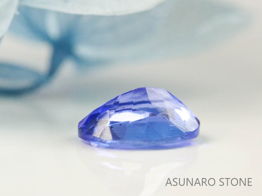 タンザナイト  オーバルカット　タンザニア産　　0.61ct【220818-1076】