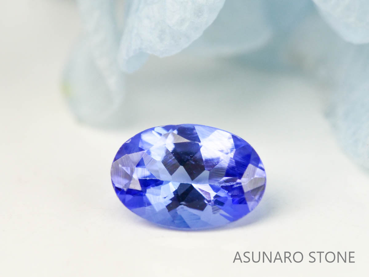 タンザナイト  オーバルカット　タンザニア産　　0.50ct【220818-1078】