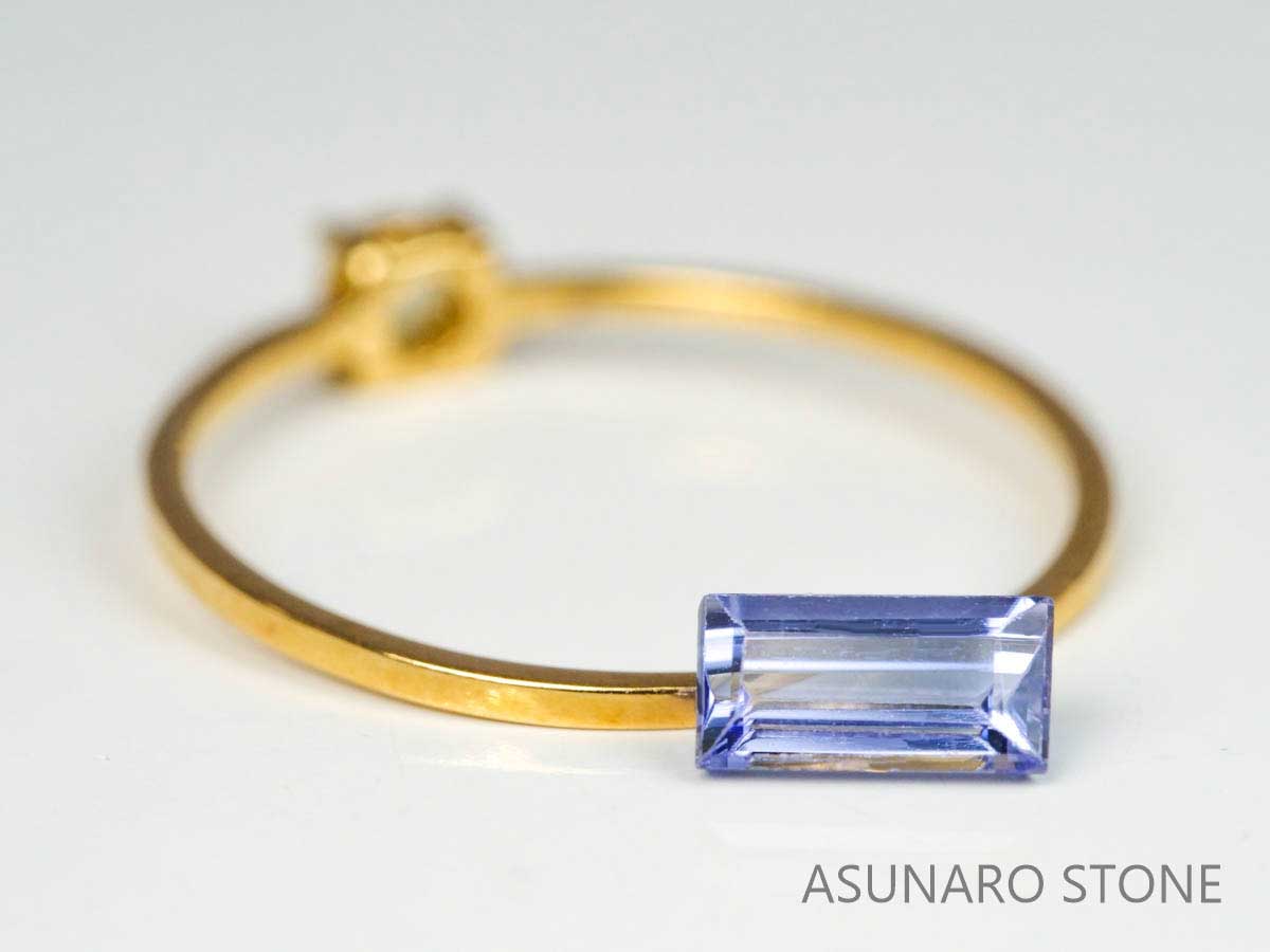 ゾイサイト（タンザナイト）  スクエアカット　タンザニア産　　0.54ct【220818-1083】