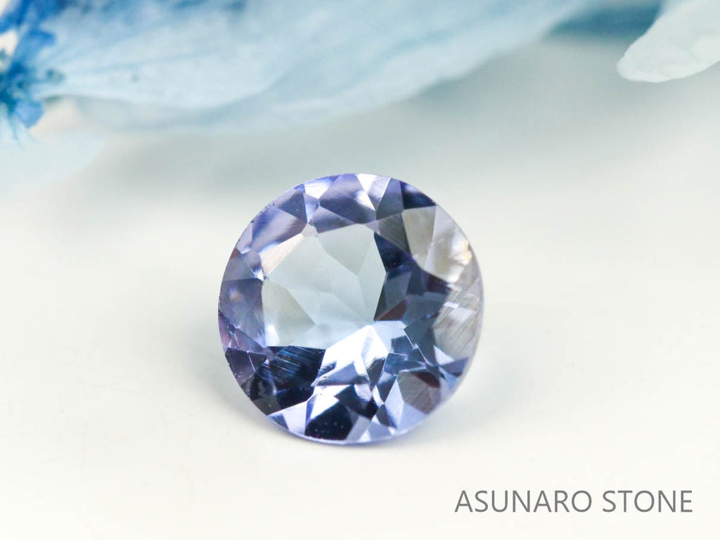 バイカラータンザナイト（ゾイサイト）  ラウンドカット　タンザニア産　　0.52ct【220818-1085】