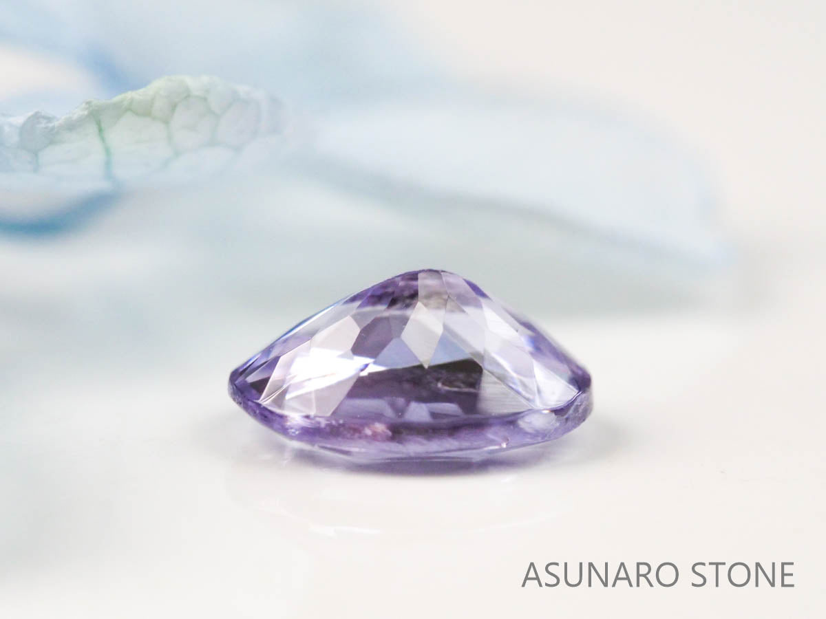 ゾイサイト（タンザナイト）  オーバルカット　タンザニア産　　0.81ct【220818-1088】