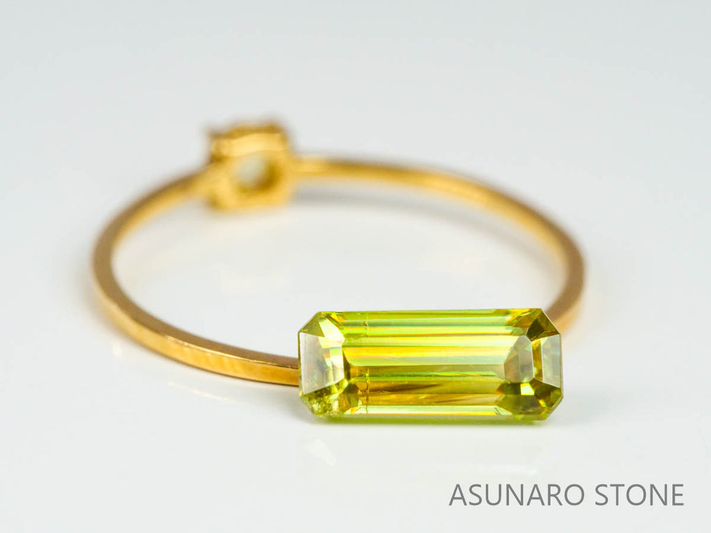 スフェーン　エメラルドカット　マダガスカル産　1.15ct　【220825-1089】