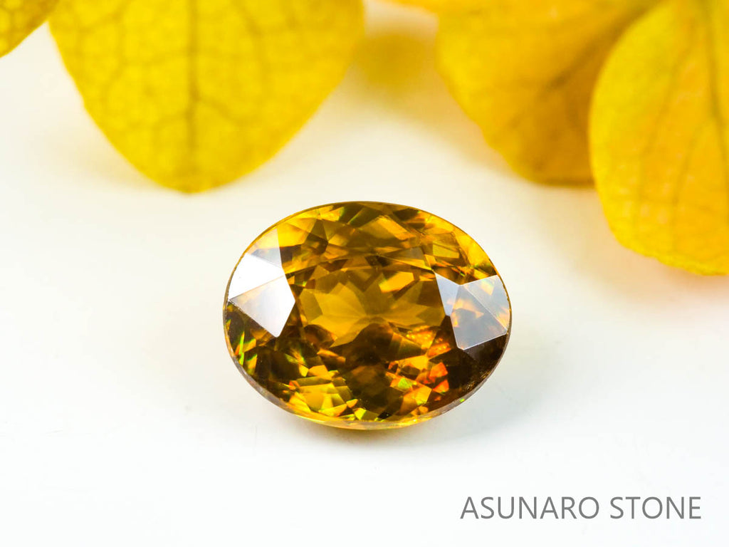 スフェーン　オーバルカット　マダガスカル産　1.23ct　【220825-1094】