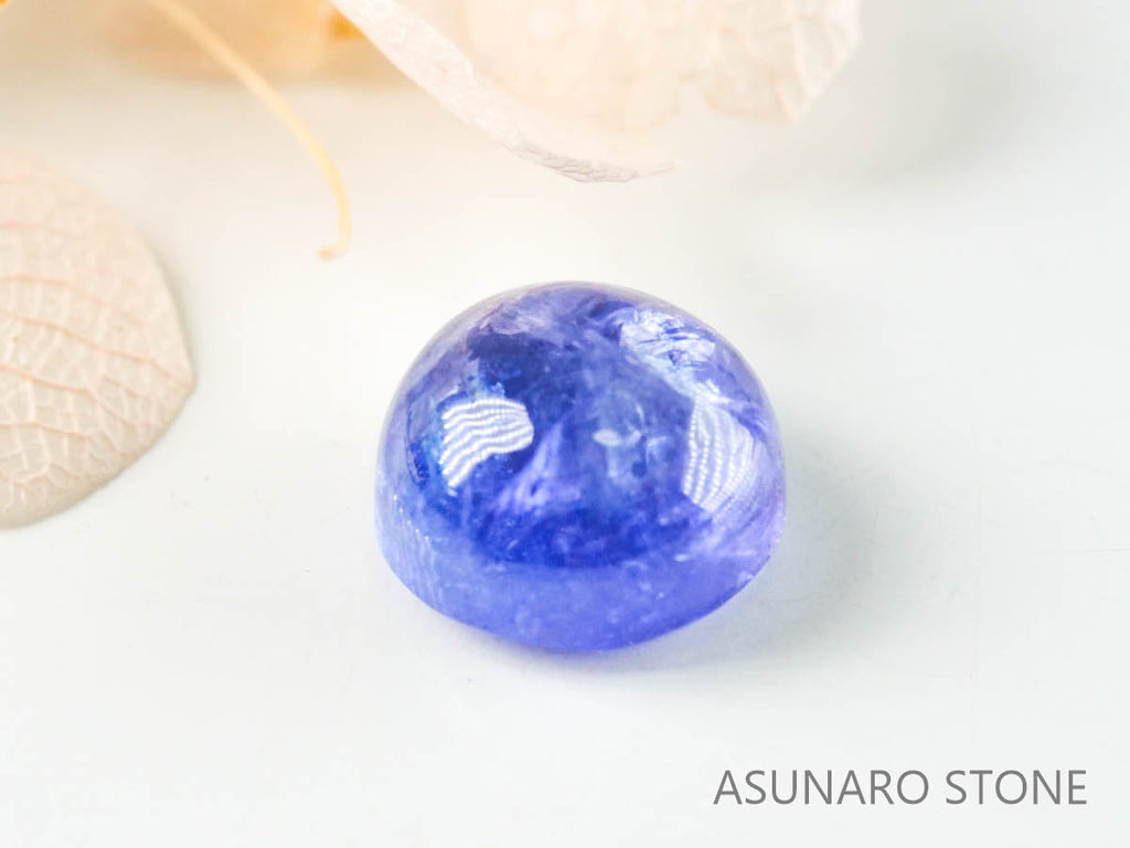 ゾイサイト（タンザナイト）  カボション　タンザニア産　　2.85ct【220826-1098】