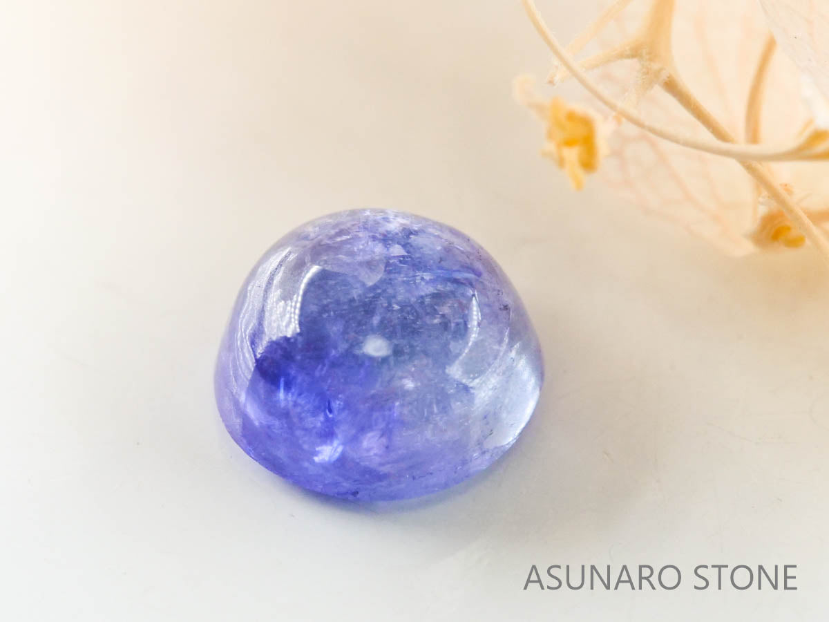 ゾイサイト（タンザナイト）  カボション　タンザニア産　　1.32ct【220826-1099】