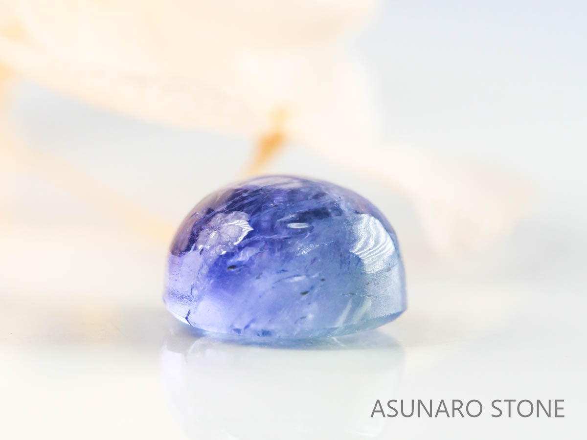 バイカラーゾイサイト（タンザナイト）  カボション　タンザニア産　　2.00ct【220826-1100】