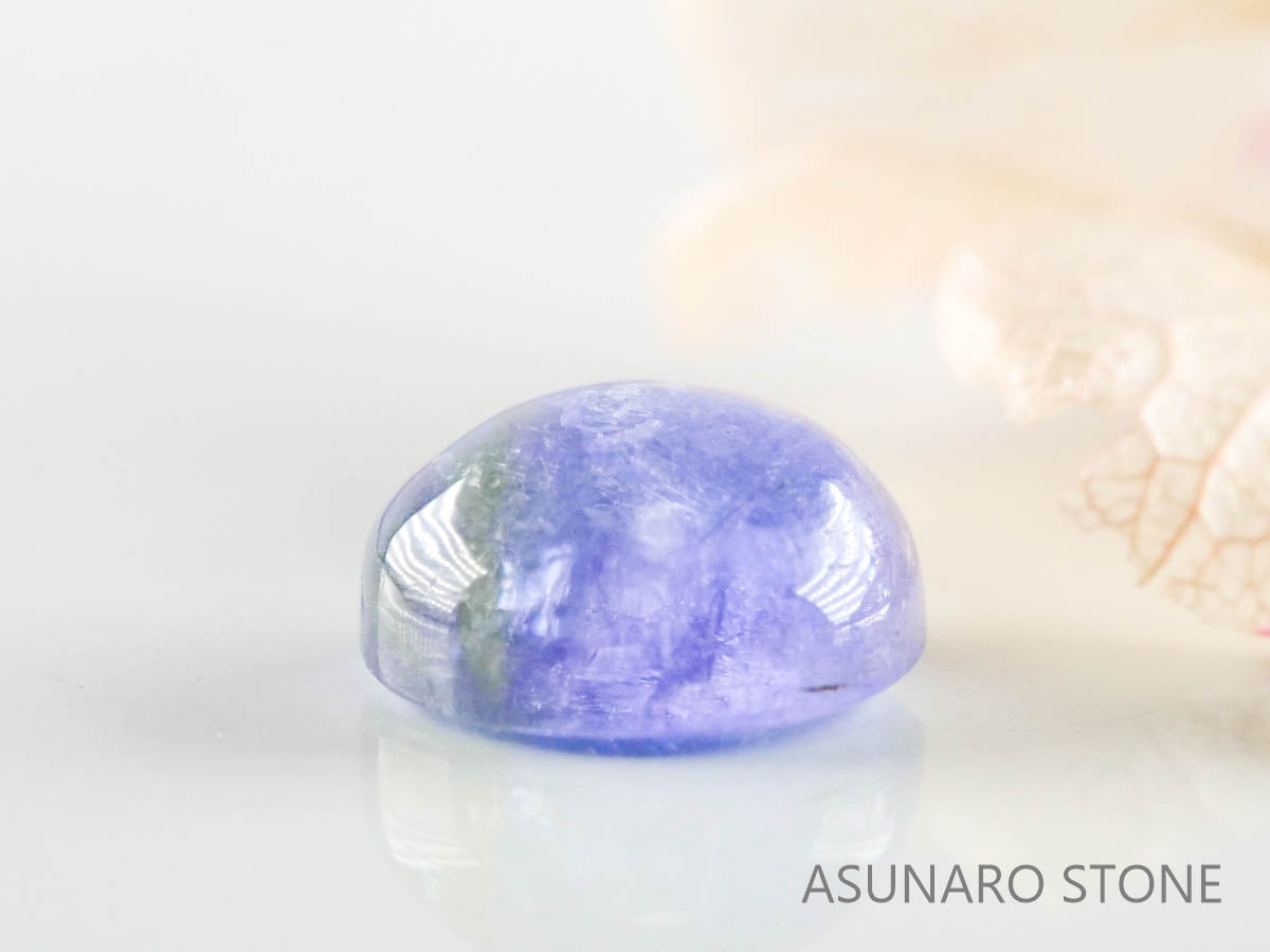 バイカラーゾイサイト（タンザナイト）  カボション　タンザニア産　　1.77ct【220826-1103】