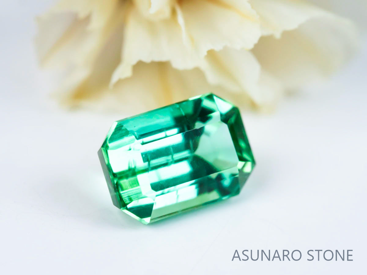 ブルーグリーントルマリン 　エメラルドカット 　アフガニスタン産 1.24ct　【221109-1137】
