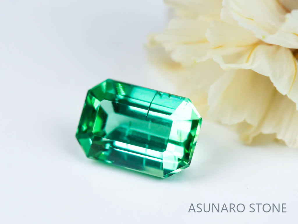 ブルーグリーントルマリン 　エメラルドカット 　アフガニスタン産 1.24ct　【221109-1137】