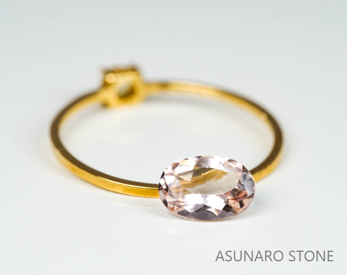 モルガナイト オーバルカット　ブラジル産　0.66ct　【220928-1146】