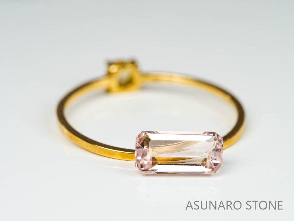 モルガナイト エメラルドカット　ブラジル産　0.86ct　【220928-1151】