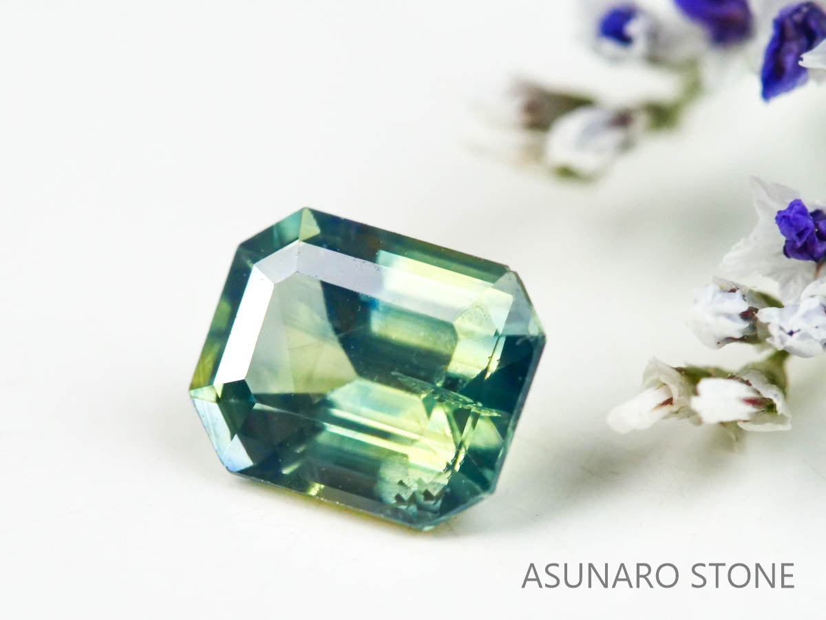 バイカラーサファイア 　エメラルドカット　 スリランカ産　0.48ct【221017-1153】