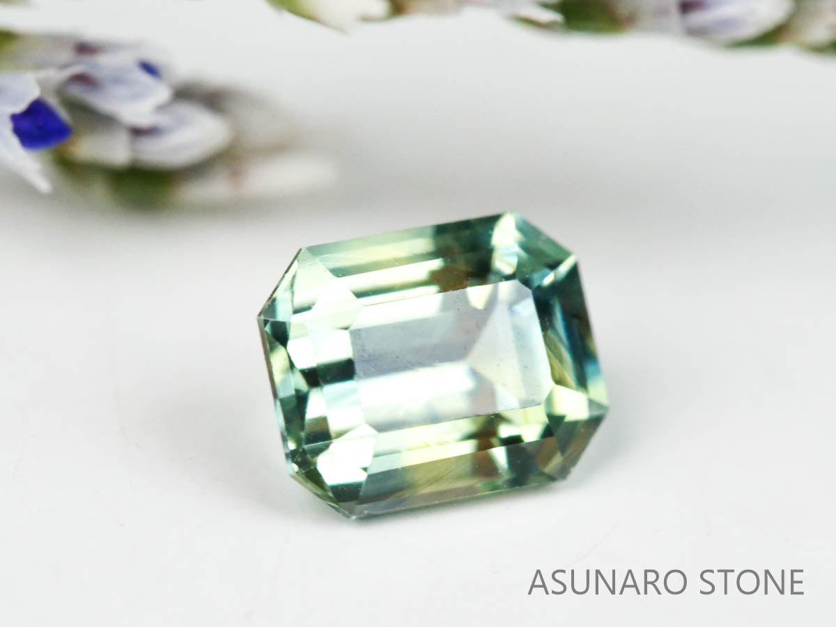 バイカラーサファイア 　エメラルドカット　 スリランカ産　0.50ct【221017-1156】