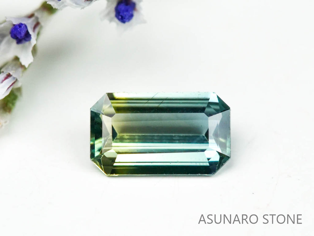 バイカラーサファイア 　エメラルドカット　 スリランカ産　0.28ct【221017-1158】