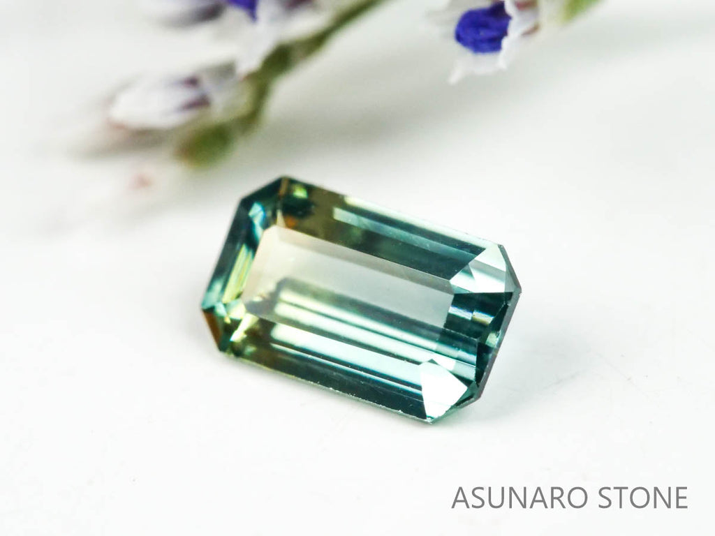 バイカラーサファイア 　エメラルドカット　 スリランカ産　0.28ct【221017-1158】