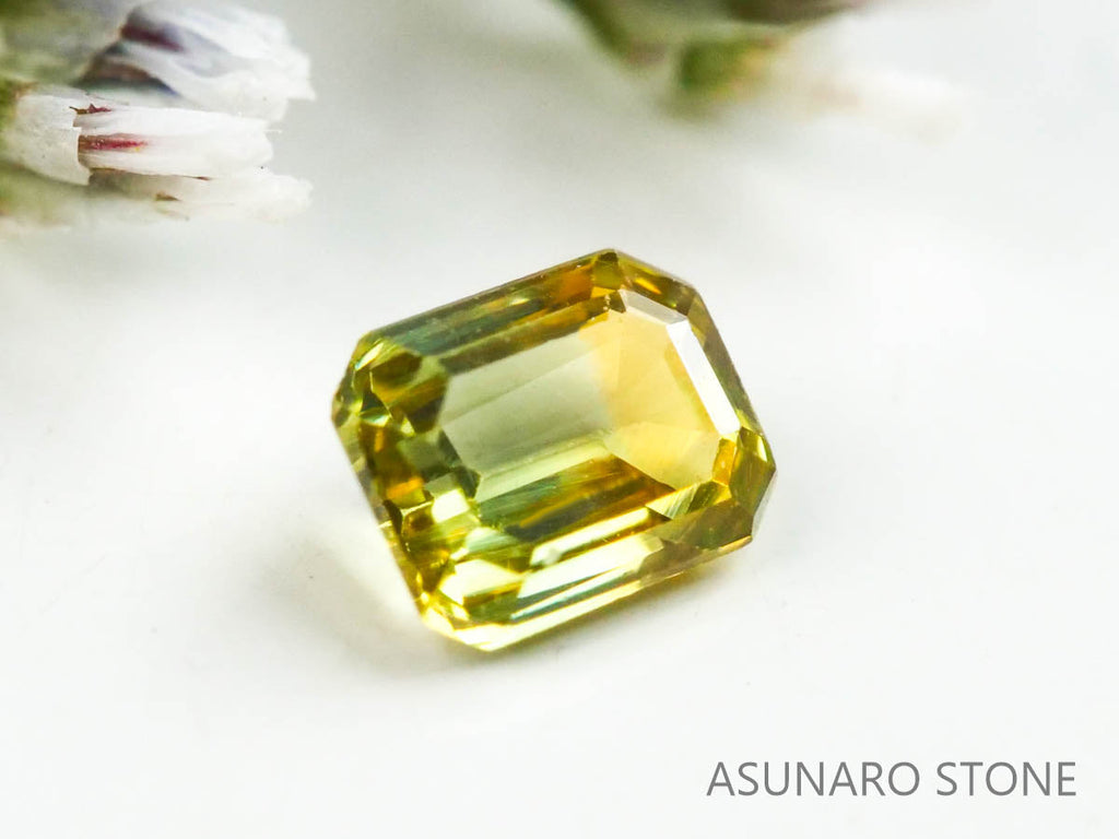 バイカラーサファイア 　エメラルドカット　 スリランカ産　0.14ct【221017-1161】