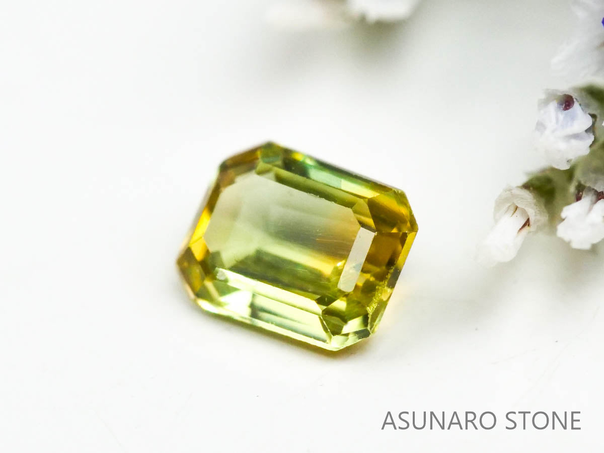 バイカラーサファイア 　エメラルドカット　 スリランカ産　0.14ct【221017-1161】