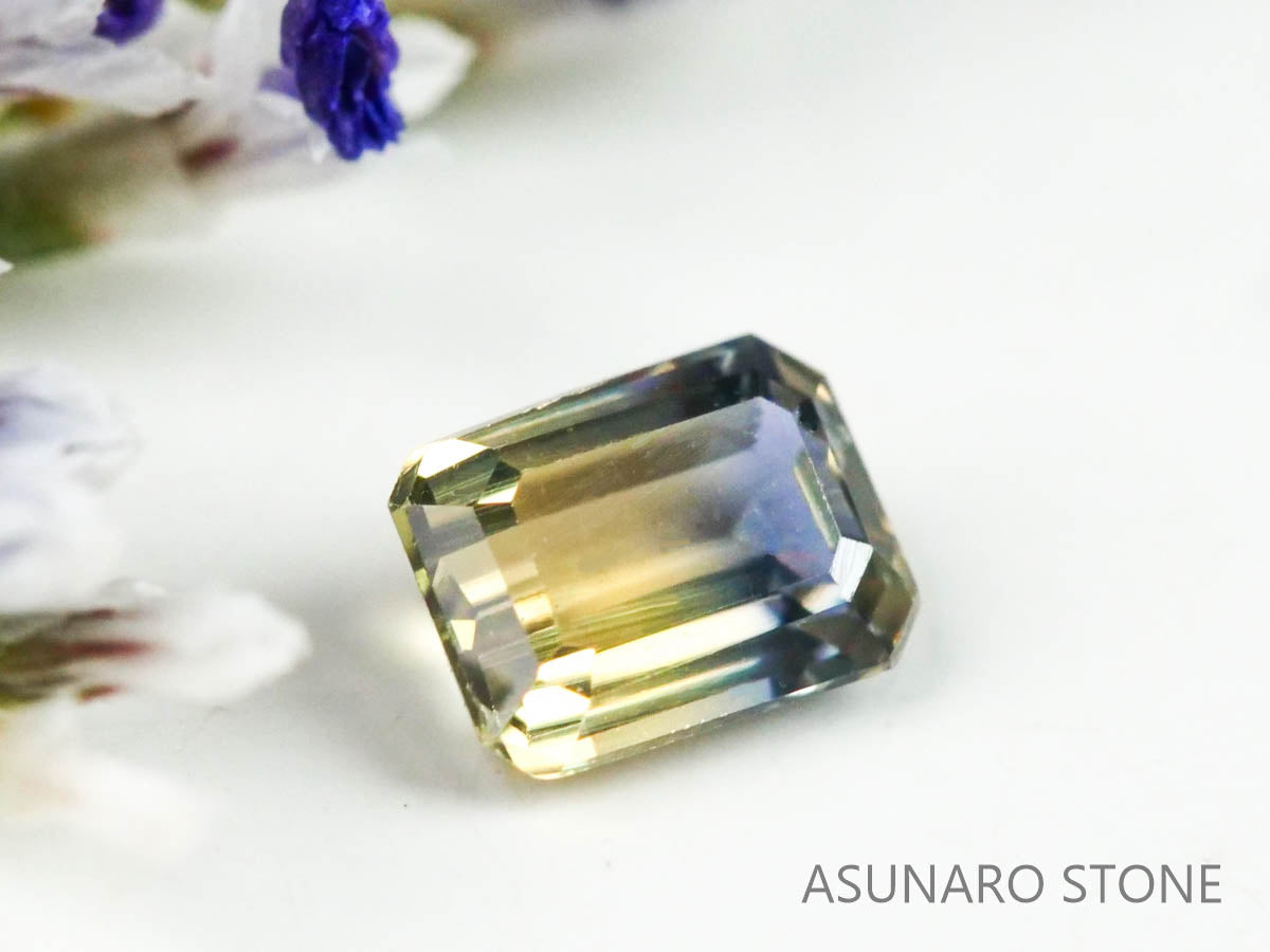 バイカラーサファイア 　エメラルドカット　 スリランカ産　0.13ct【221017-1162】