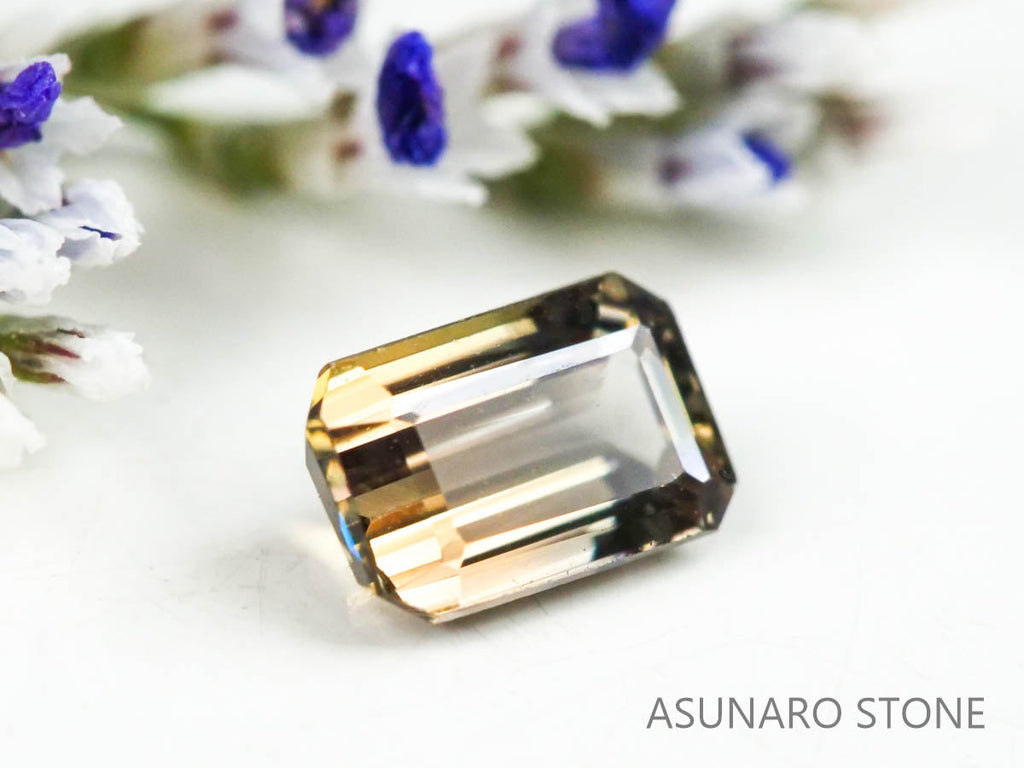 バイカラーサファイア 　エメラルドカット　 スリランカ産　0.27ct【221017-1163】