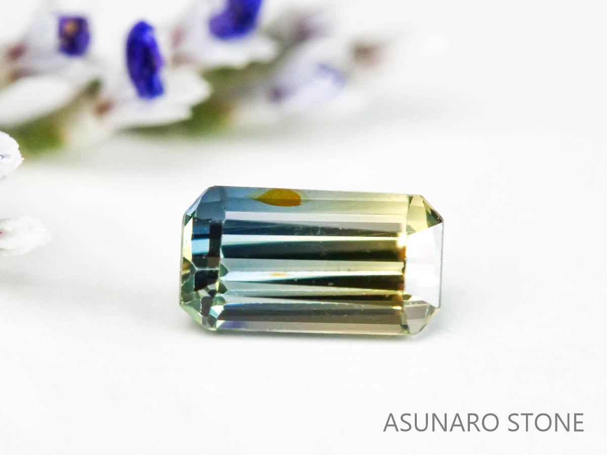 バイカラーサファイア 　エメラルドカット　 スリランカ産　0.27ct【221017-1165】