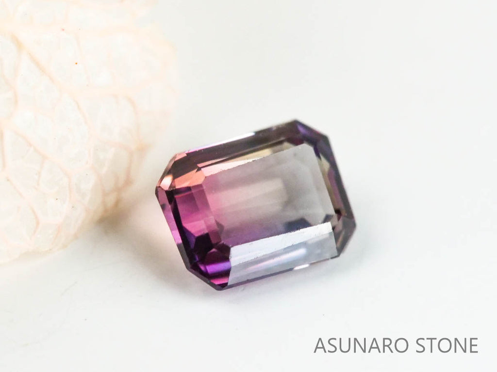 バイカラーサファイア 　エメラルドカット　 スリランカ産　0.16ct【221017-1170】