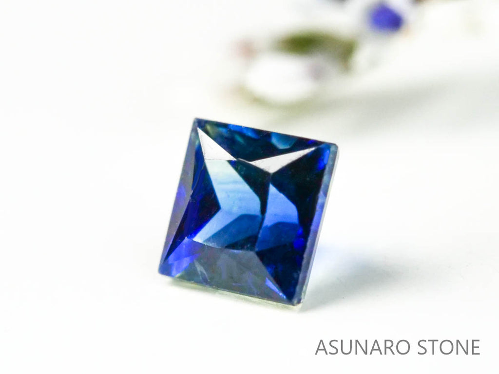 バイカラーサファイア 　プリンセスカット　 スリランカ産　0.24ct【221017-1175】