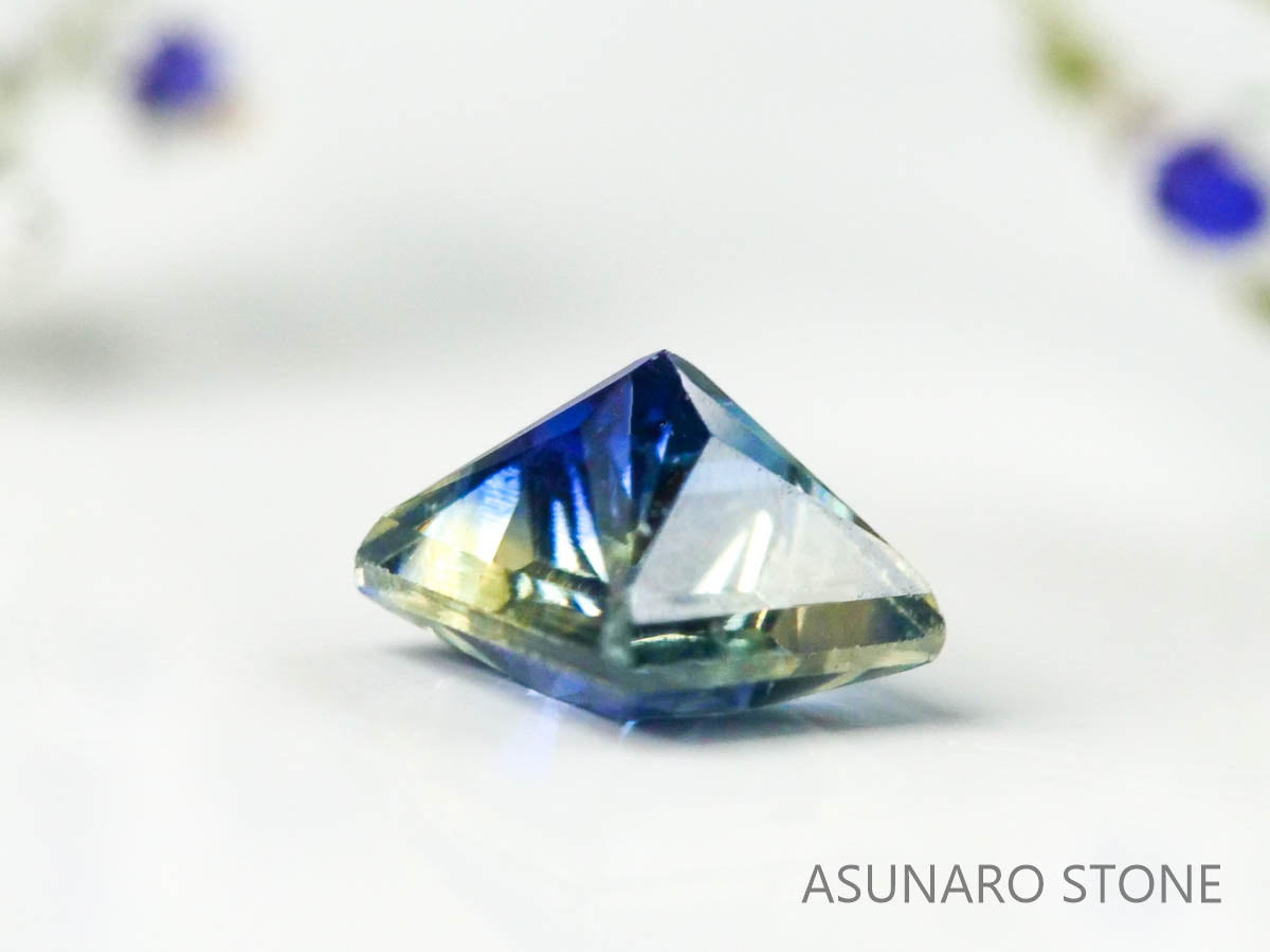 バイカラーサファイア 　プリンセスカット　 スリランカ産　0.24ct【221017-1175】